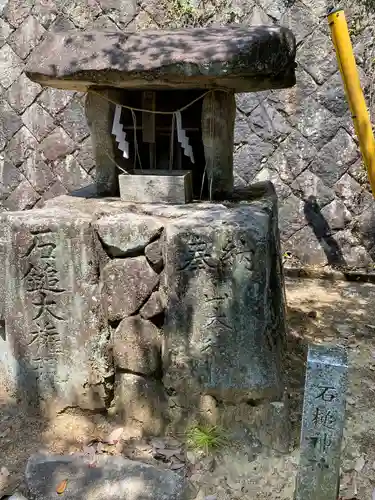 鴨神社の末社