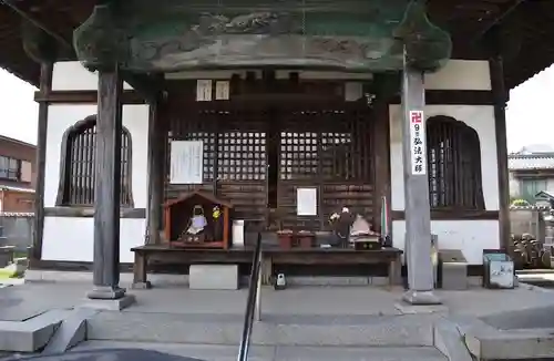 明徳寺の本殿・本堂