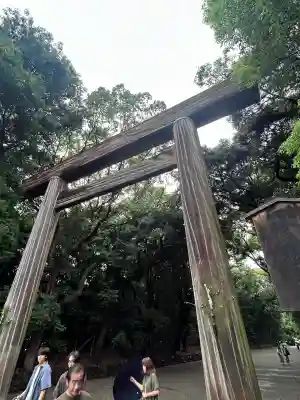 熱田神宮の鳥居