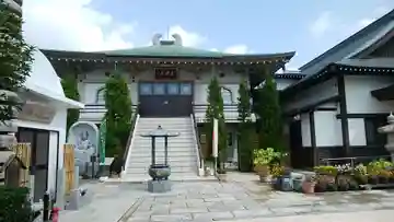 真明寺の本殿・本堂