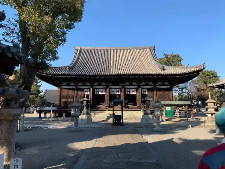鶴林寺の本殿・本堂