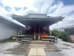 三ツ木神社の本殿