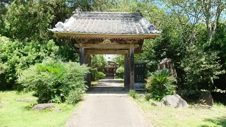 天然寺の山門・神門