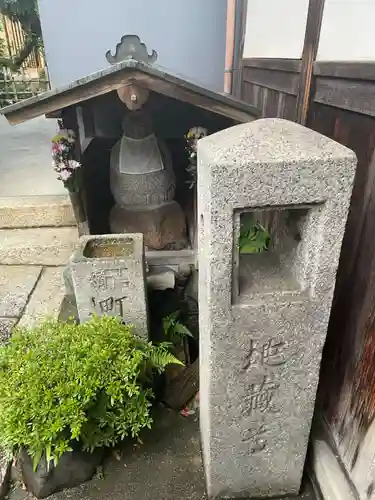圓通寺の地蔵