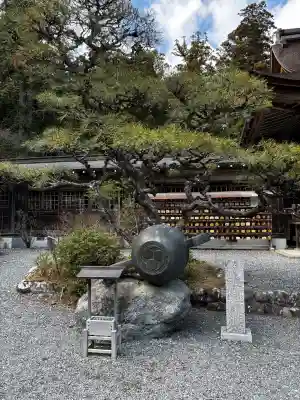 小國神社の{uncategorized: "未分類", other: "その他", undefined: "問題あり", building: "その他建物", grave: "お墓", sacred_gate: "鳥居", guardian: "狛犬", statue: "像", buddha: "仏像", history: "歴史", nature: "自然", garden: "庭園", animal: "動物", pagoda: "塔", temizu: "手水舎", mountain_gate: "山門・神門", sanctuary: "本殿・本堂", subordinate: "末社・摂社", art: "芸術", scenery: "景色", jizo: "地蔵", ema: "絵馬", goshuin: "御朱印", omikuji: "おみくじ", items: "授与品その他", amulet: "お守り", goshuincho: "御朱印帳", eats: "食事", festival: "お祭り", votive_dance: "神楽", shichigosan: "七五三参", wedding: "結婚式", experience: "体験その他", initially: "初詣", around: "周辺", anti_infection: "感染症対策"}