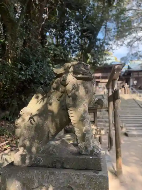 志賀海神社の{uncategorized: "未分類", other: "その他", undefined: "問題あり", building: "その他建物", grave: "お墓", sacred_gate: "鳥居", guardian: "狛犬", statue: "像", buddha: "仏像", history: "歴史", nature: "自然", garden: "庭園", animal: "動物", pagoda: "塔", temizu: "手水舎", mountain_gate: "山門・神門", sanctuary: "本殿・本堂", subordinate: "末社・摂社", art: "芸術", scenery: "景色", jizo: "地蔵", ema: "絵馬", goshuin: "御朱印", omikuji: "おみくじ", items: "授与品その他", amulet: "お守り", goshuincho: "御朱印帳", eats: "食事", festival: "お祭り", votive_dance: "神楽", shichigosan: "七五三参", wedding: "結婚式", experience: "体験その他", initially: "初詣", around: "周辺", anti_infection: "感染症対策"}