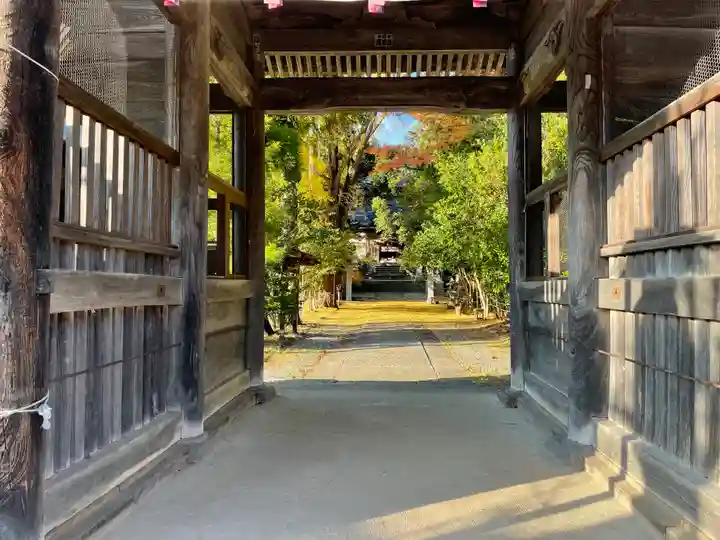 皆神神社の山門・神門