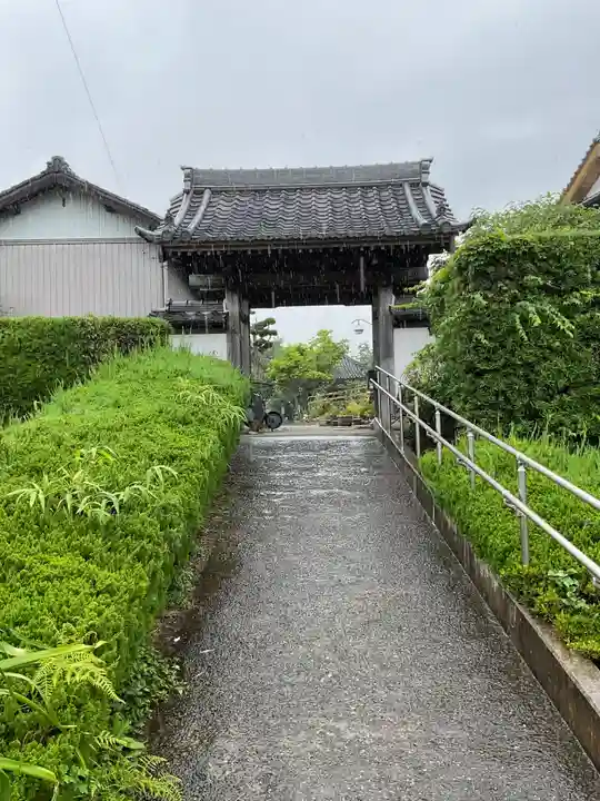 一心寺・一心禅寺の山門・神門