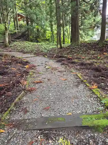 雄山神社中宮祈願殿(富山県)