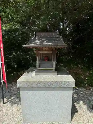 諏訪神社の末社・摂社