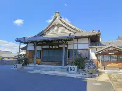 常楽寺の本殿・本堂
