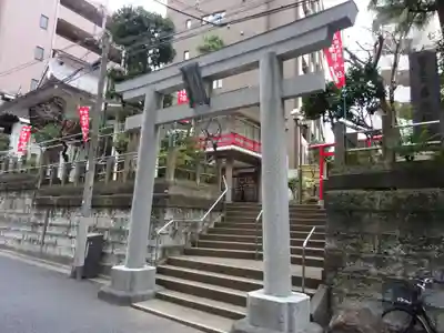 妻戀神社の鳥居