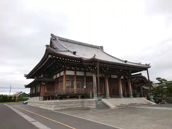 玉泉寺の本殿・本堂