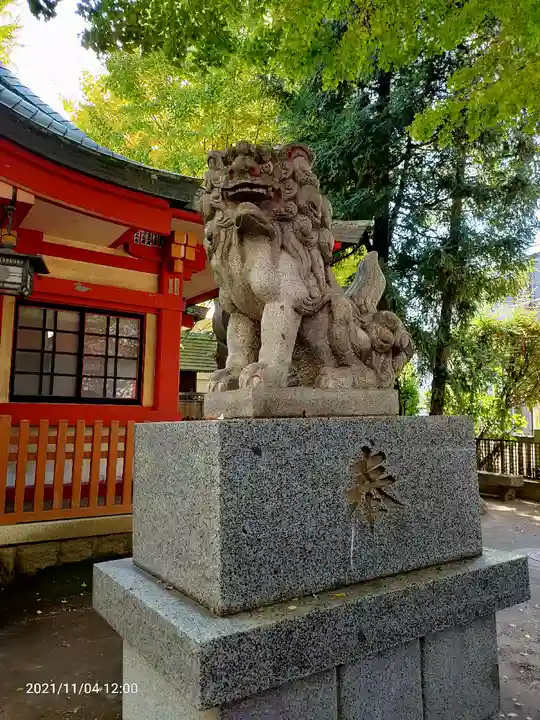 秋葉神社の狛犬