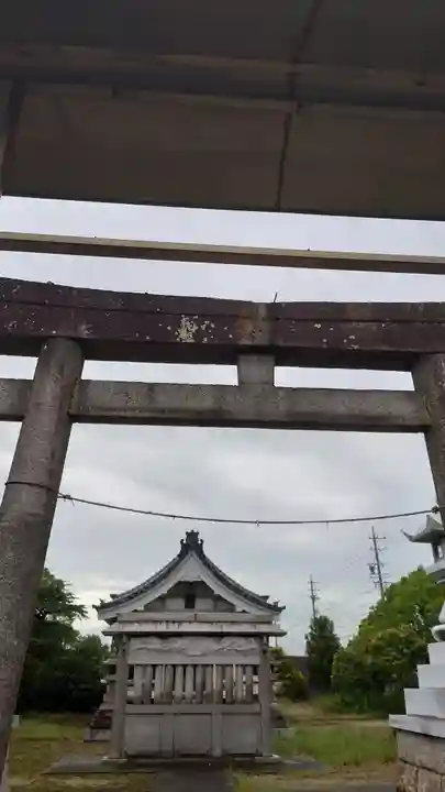 八龍社(稲島)の鳥居