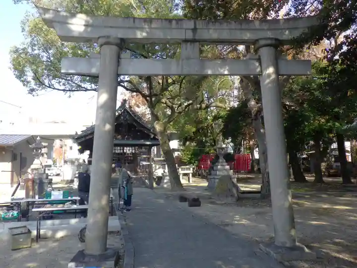 白山神社の鳥居
