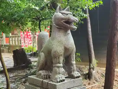 稲荷神社の狛犬