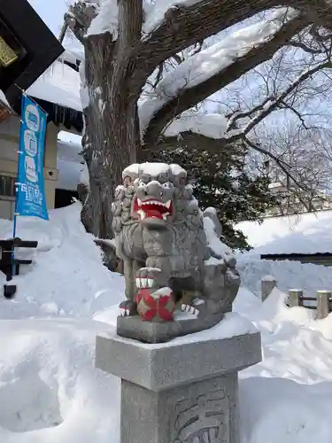 豊平神社の狛犬