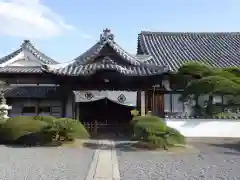 郷照寺の本殿