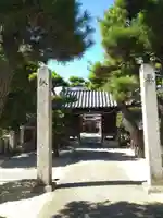 春日神社の山門・神門