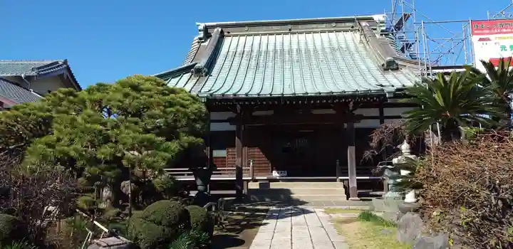 九品寺の本殿・本堂