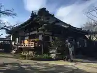 帯解寺の本殿・本堂
