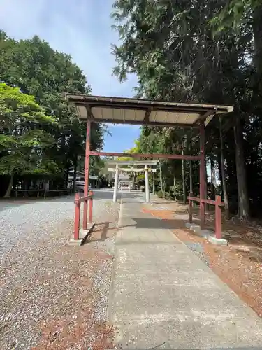 諏訪神社の鳥居