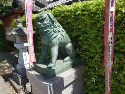 種貸社（住吉大社末社）の狛犬