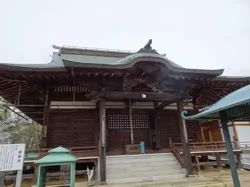 宝蔵院極楽寺の本殿・本堂