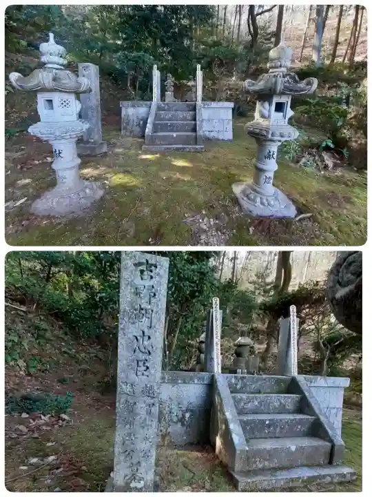 光雲寺の{uncategorized: "未分類", other: "その他", undefined: "問題あり", building: "その他建物", grave: "お墓", sacred_gate: "鳥居", guardian: "狛犬", statue: "像", buddha: "仏像", history: "歴史", nature: "自然", garden: "庭園", animal: "動物", pagoda: "塔", temizu: "手水舎", mountain_gate: "山門・神門", sanctuary: "本殿・本堂", subordinate: "末社・摂社", art: "芸術", scenery: "景色", jizo: "地蔵", ema: "絵馬", goshuin: "御朱印", omikuji: "おみくじ", items: "授与品その他", amulet: "お守り", goshuincho: "御朱印帳", eats: "食事", festival: "お祭り", votive_dance: "神楽", shichigosan: "七五三参", wedding: "結婚式", experience: "体験その他", initially: "初詣", around: "周辺", anti_infection: "感染症対策"}