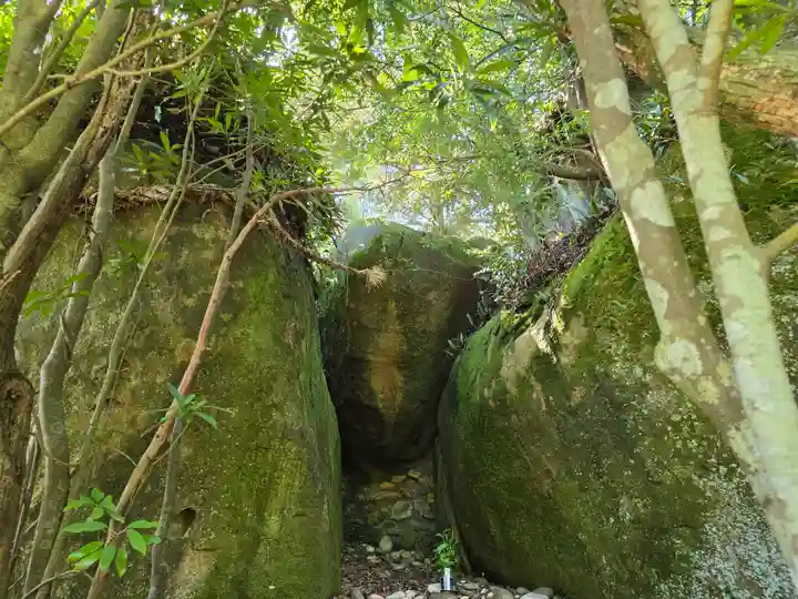 神倉神社(熊野速玉大社摂社)(和歌山県)