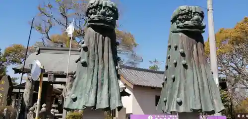 新北神社の狛犬