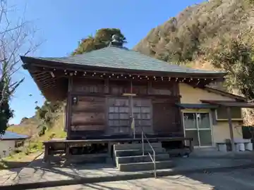 打越山青木観音堂の本殿・本堂