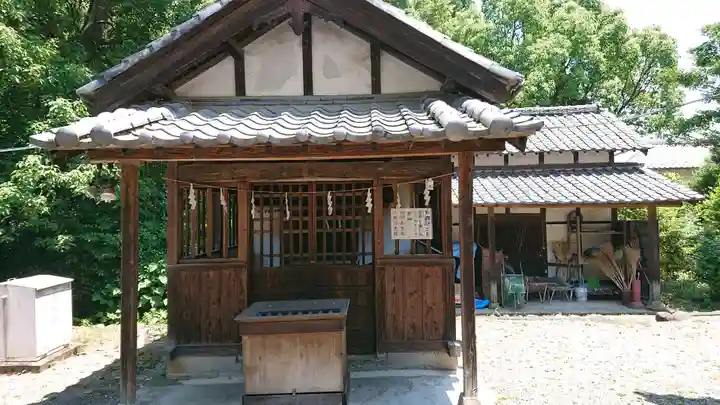 上之村神社の末社・摂社