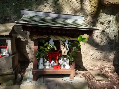 祐徳稲荷神社の{uncategorized: "未分類", other: "その他", undefined: "問題あり", building: "その他建物", grave: "お墓", sacred_gate: "鳥居", guardian: "狛犬", statue: "像", buddha: "仏像", history: "歴史", nature: "自然", garden: "庭園", animal: "動物", pagoda: "塔", temizu: "手水舎", mountain_gate: "山門・神門", sanctuary: "本殿・本堂", subordinate: "末社・摂社", art: "芸術", scenery: "景色", jizo: "地蔵", ema: "絵馬", goshuin: "御朱印", omikuji: "おみくじ", items: "授与品その他", amulet: "お守り", goshuincho: "御朱印帳", eats: "食事", festival: "お祭り", votive_dance: "神楽", shichigosan: "七五三参", wedding: "結婚式", experience: "体験その他", initially: "初詣", around: "周辺", anti_infection: "感染症対策"}