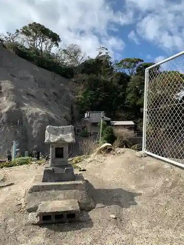 浪切不動尊の末社・摂社