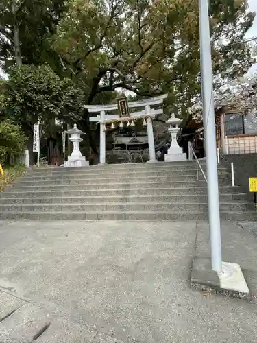 事任八幡宮の鳥居