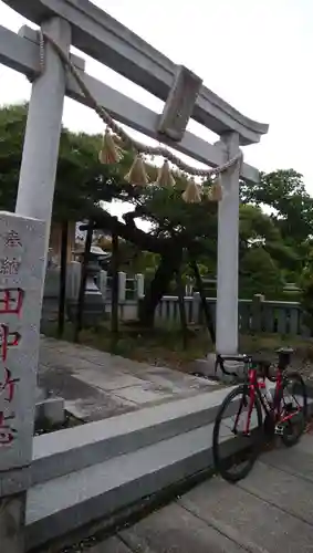 長沼白山神社の鳥居