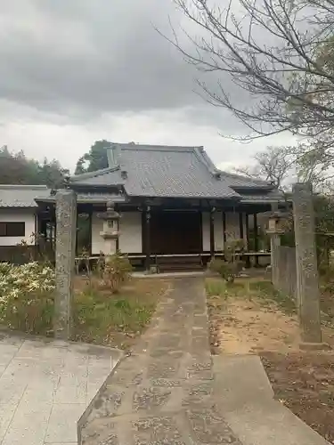 東林寺の本殿