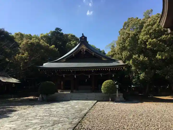 竈山神社の本殿・本堂