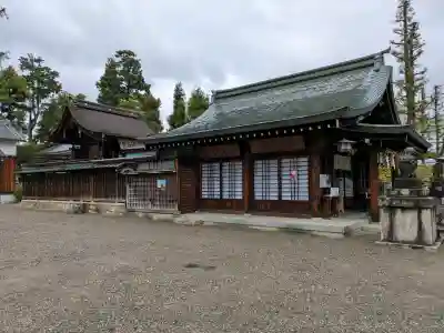 九帝王宮 萱野神社(滋賀県)