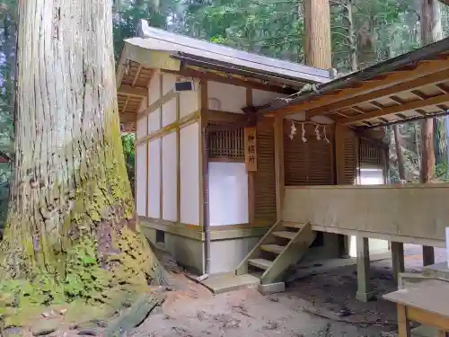 室生龍穴神社のその他建物