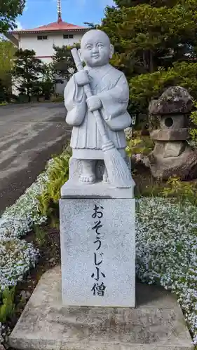 眞隆寺の像