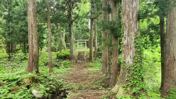 大日寺跡湯殿山神社(山形県)