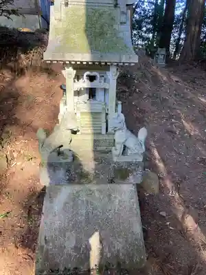 大白神社(越畑)の末社・摂社