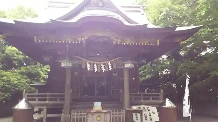 白旗神社の本殿・本堂
