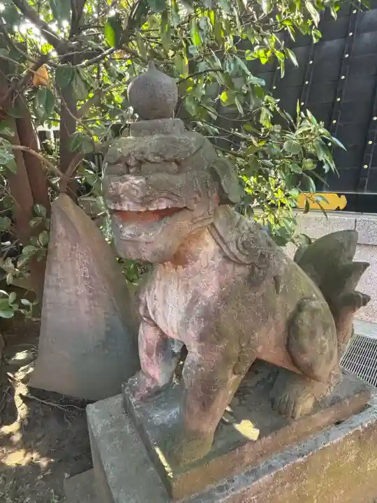 穴八幡宮の{uncategorized: "未分類", other: "その他", undefined: "問題あり", building: "その他建物", grave: "お墓", sacred_gate: "鳥居", guardian: "狛犬", statue: "像", buddha: "仏像", history: "歴史", nature: "自然", garden: "庭園", animal: "動物", pagoda: "塔", temizu: "手水舎", mountain_gate: "山門・神門", sanctuary: "本殿・本堂", subordinate: "末社・摂社", art: "芸術", scenery: "景色", jizo: "地蔵", ema: "絵馬", goshuin: "御朱印", omikuji: "おみくじ", items: "授与品その他", amulet: "お守り", goshuincho: "御朱印帳", eats: "食事", festival: "お祭り", votive_dance: "神楽", shichigosan: "七五三参", wedding: "結婚式", experience: "体験その他", initially: "初詣", around: "周辺", anti_infection: "感染症対策"}