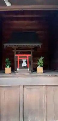 寒川神社の末社・摂社