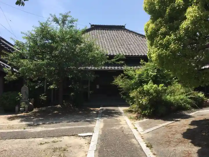 宝全寺の本殿・本堂