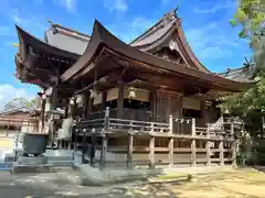 白鳥神社の本殿